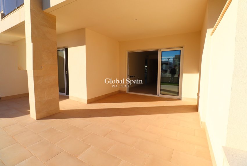 Venta - APARTAMENTO -
Guardamar del Segura - El Raso