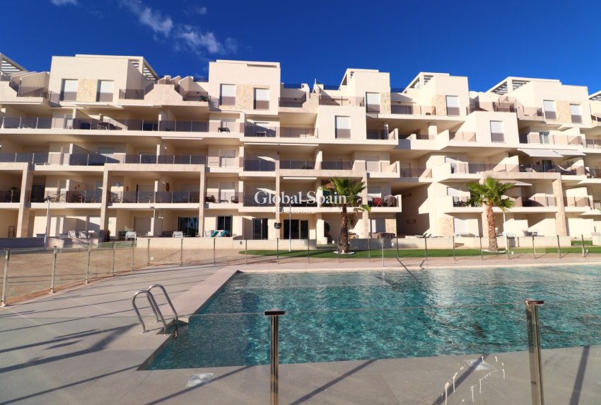 Venta - APARTAMENTO -
Guardamar del Segura - El Raso