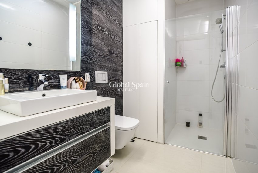 Venta - APARTAMENTO -
GUARDAMAR DEL SEGURA - Guardamar del Segura