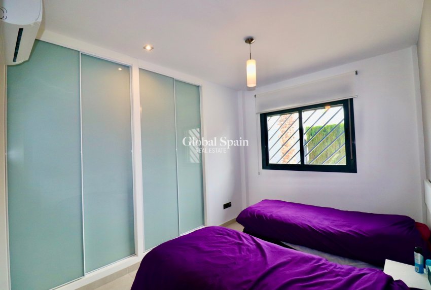 Venta - APARTAMENTO -
GUARDAMAR DEL SEGURA - Guardamar - El Raso