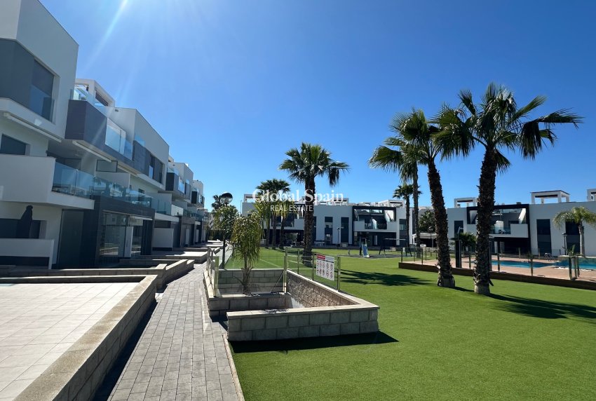 Venta - APARTAMENTO -
GUARDAMAR DEL SEGURA - Guardamar - El Raso