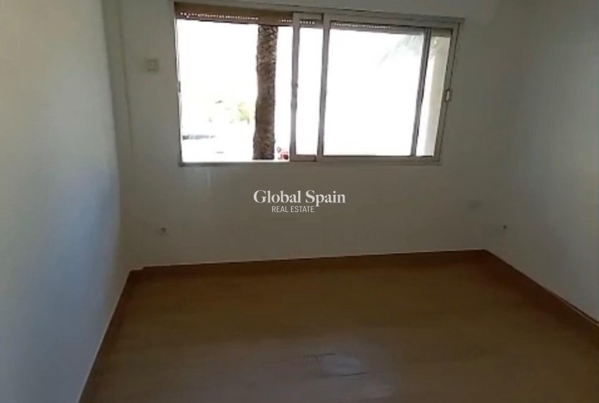 Venta - APARTAMENTO -
GUARDAMAR DEL SEGURA - Guardamar Playa