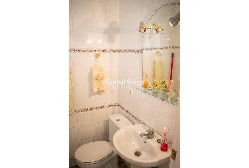 Venta - APARTAMENTO -
GUARDAMAR DEL SEGURA - Guardamar pueblo