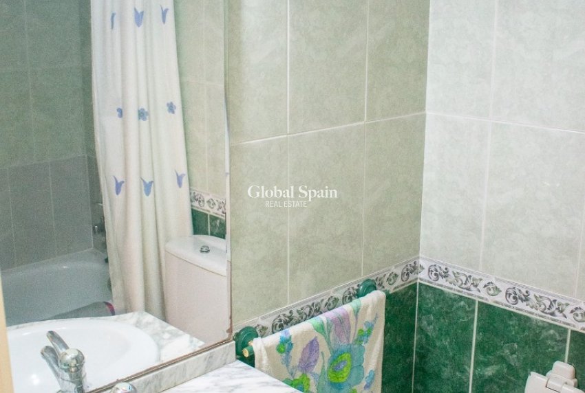 Venta - APARTAMENTO -
GUARDAMAR DEL SEGURA - Guardamar pueblo