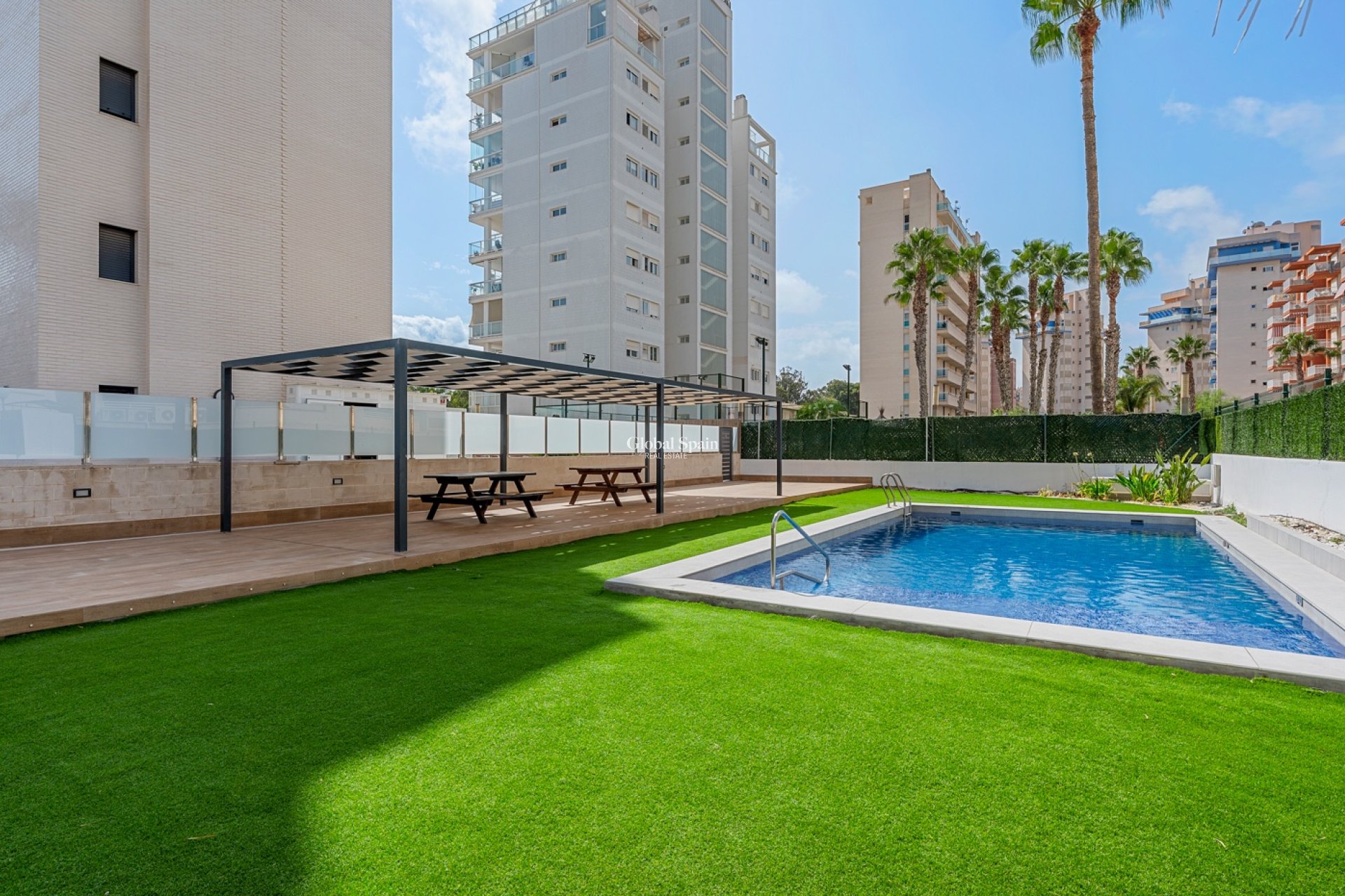 Venta - APARTAMENTO -
GUARDAMAR DEL SEGURA - Guardamar