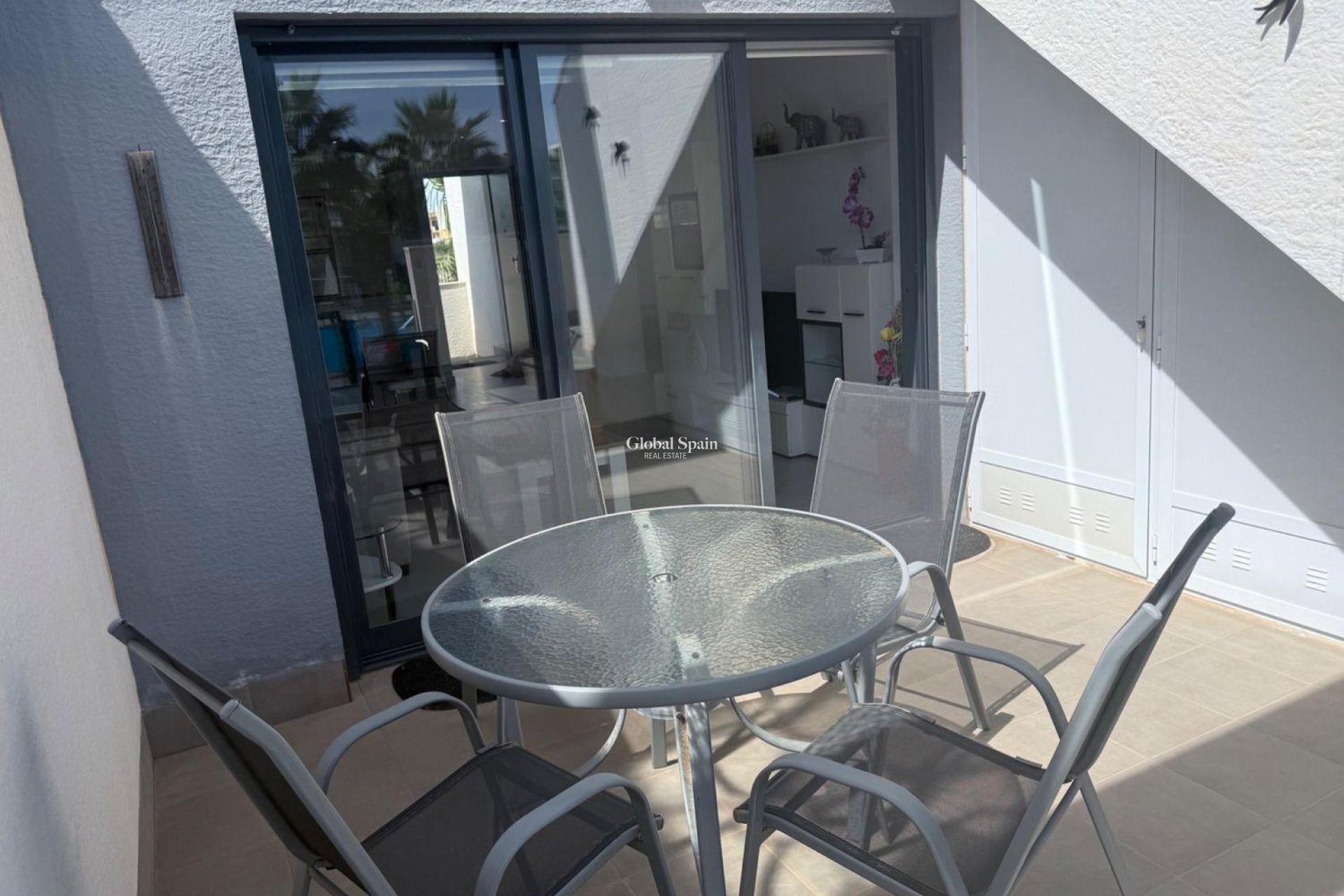 Venta - APARTAMENTO -
GUARDAMAR DEL SEGURA - Oasis Beach