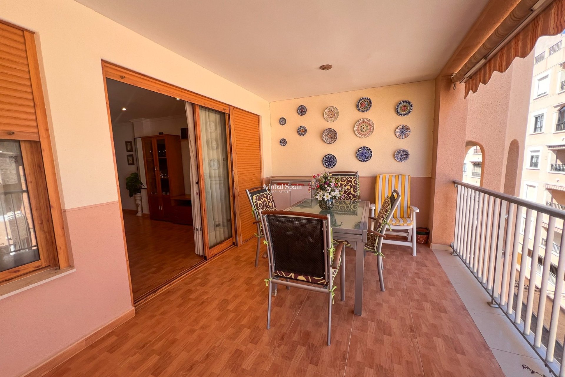 Venta - APARTAMENTO -
GUARDAMAR DEL SEGURA - Playa Centro Guardamar