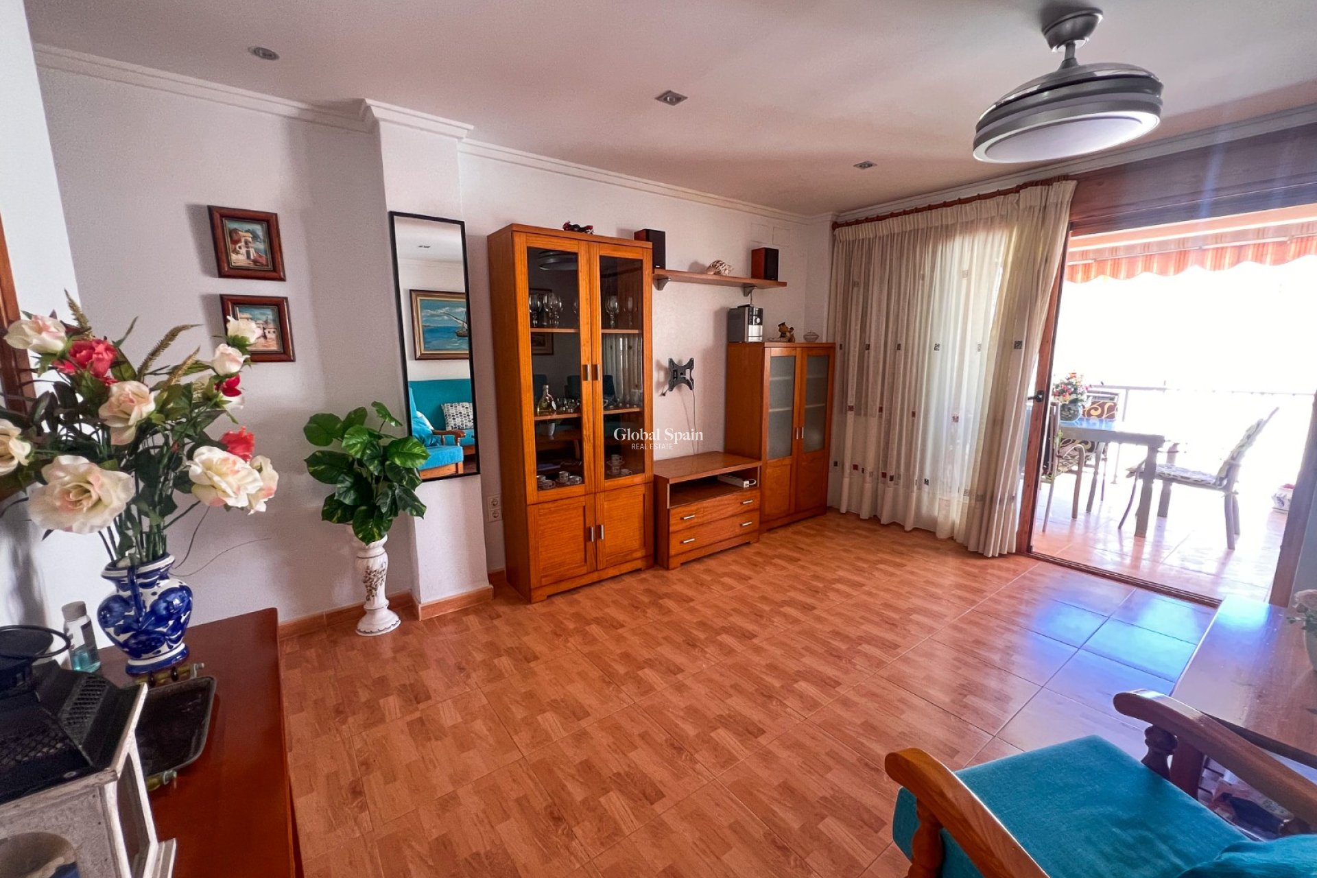 Venta - APARTAMENTO -
GUARDAMAR DEL SEGURA - Playa Centro Guardamar