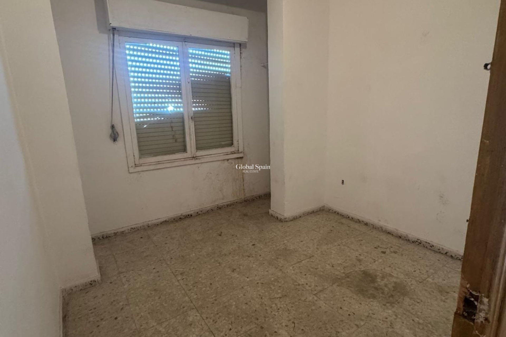 Venta - APARTAMENTO -
GUARDAMAR DEL SEGURA