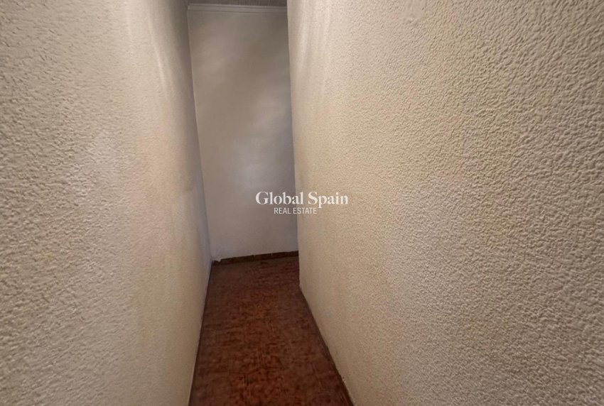 Venta - APARTAMENTO -
GUARDAMAR DEL SEGURA