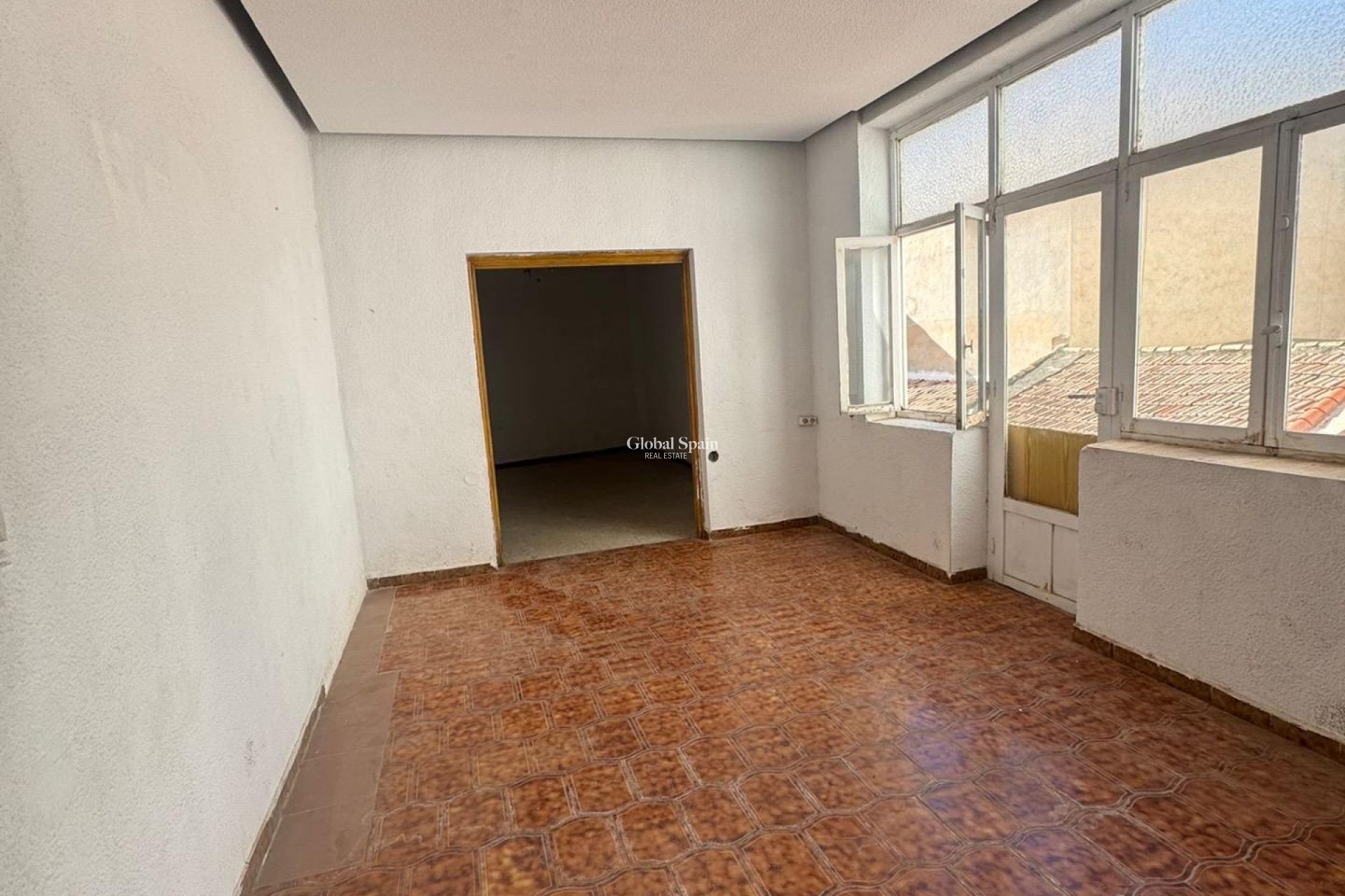 Venta - APARTAMENTO -
GUARDAMAR DEL SEGURA