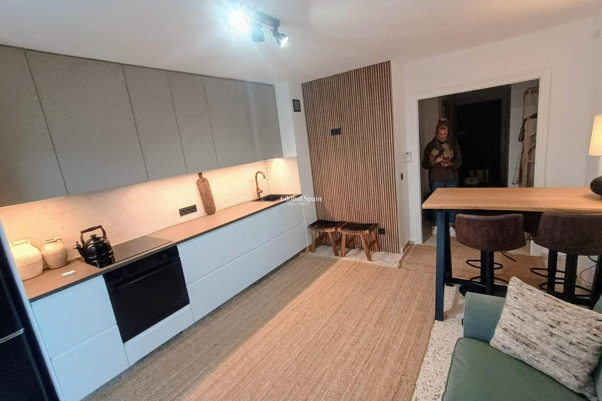 Venta - APARTAMENTO -
GUARDAMAR DEL SEGURA