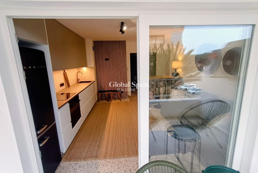 Venta - APARTAMENTO -
GUARDAMAR DEL SEGURA