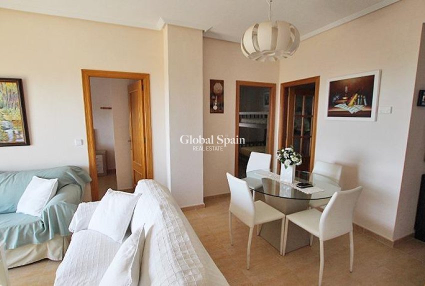 Venta - APARTAMENTO -
GUARDAMAR DEL SEGURA