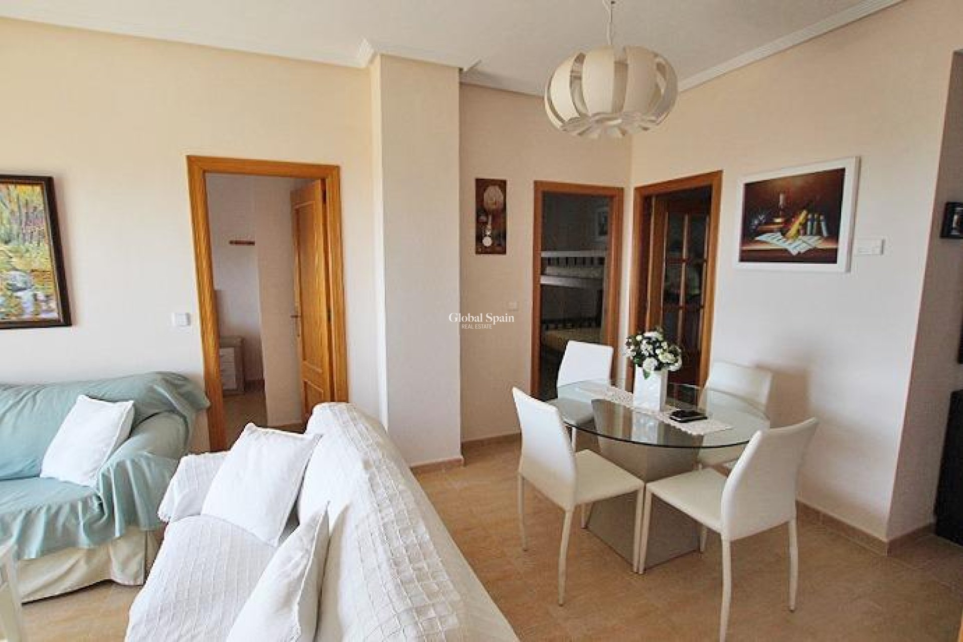 Venta - APARTAMENTO -
GUARDAMAR DEL SEGURA