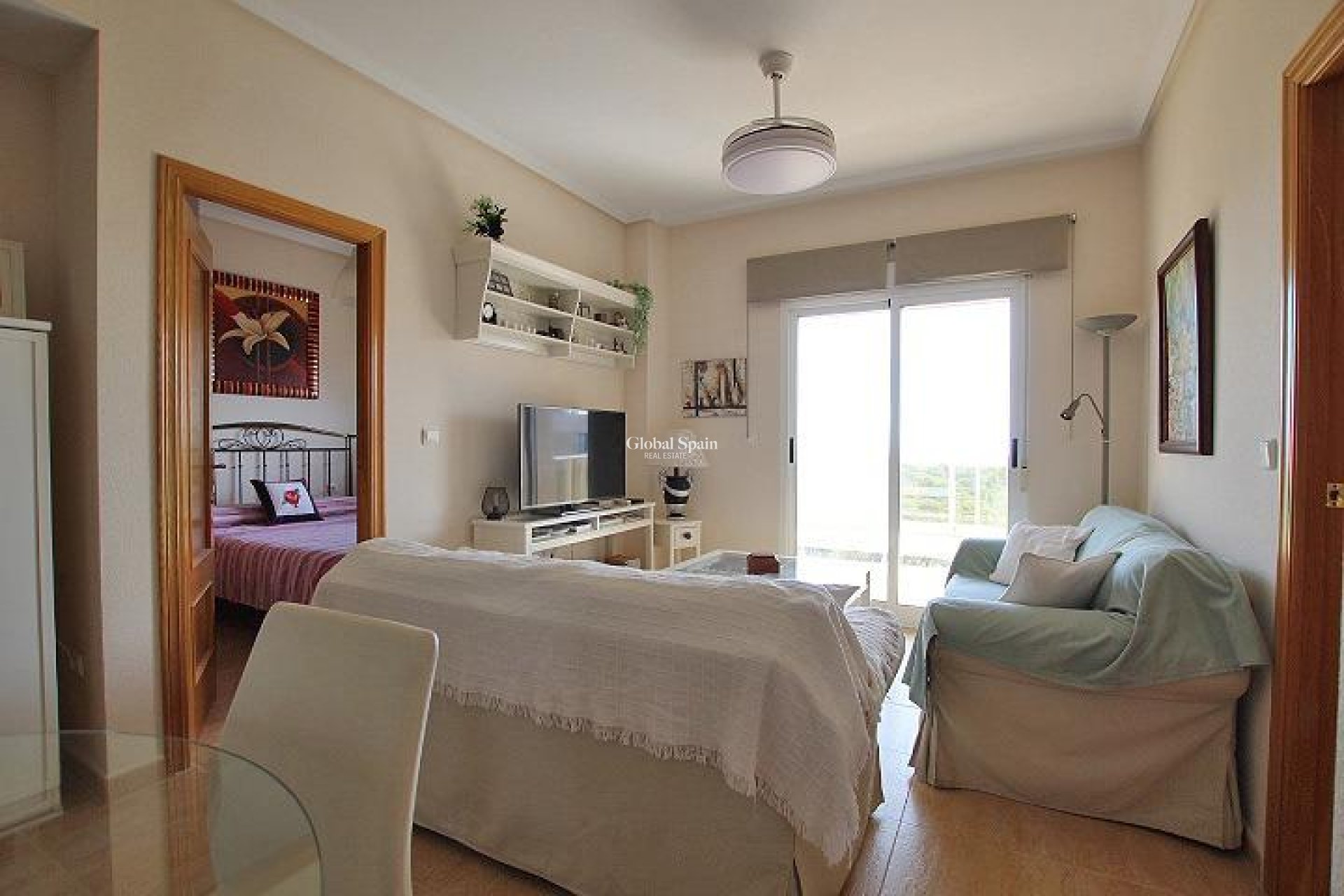 Venta - APARTAMENTO -
GUARDAMAR DEL SEGURA