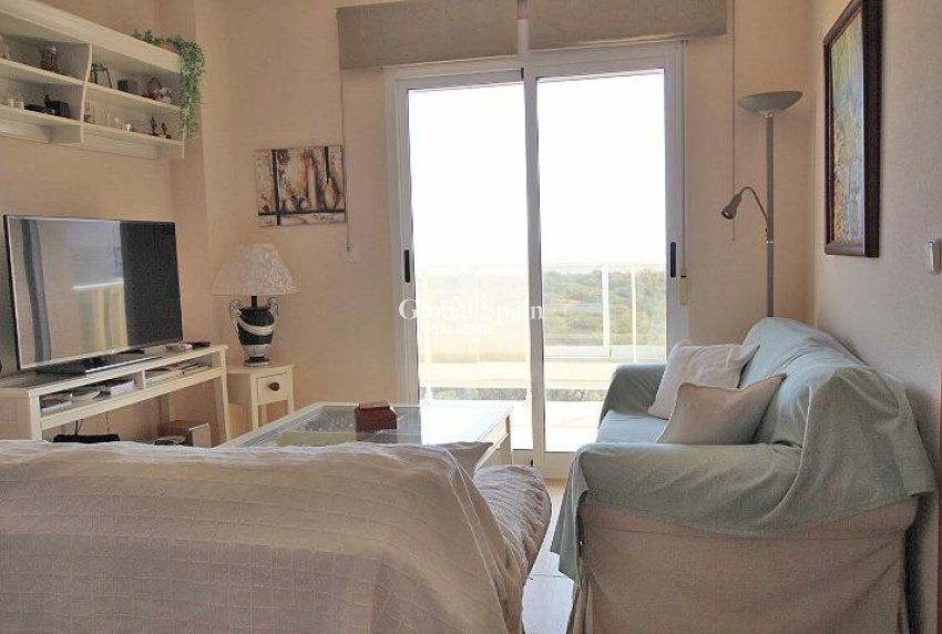 Venta - APARTAMENTO -
GUARDAMAR DEL SEGURA