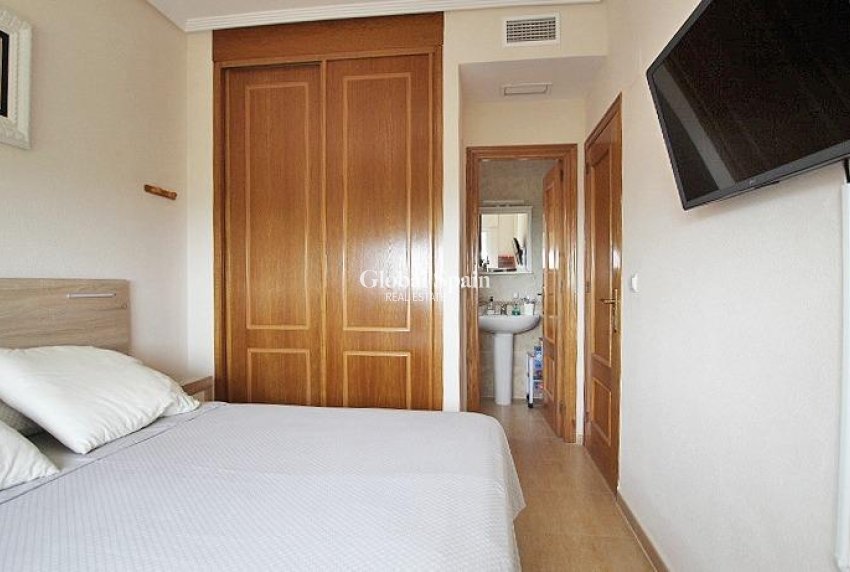 Venta - APARTAMENTO -
GUARDAMAR DEL SEGURA
