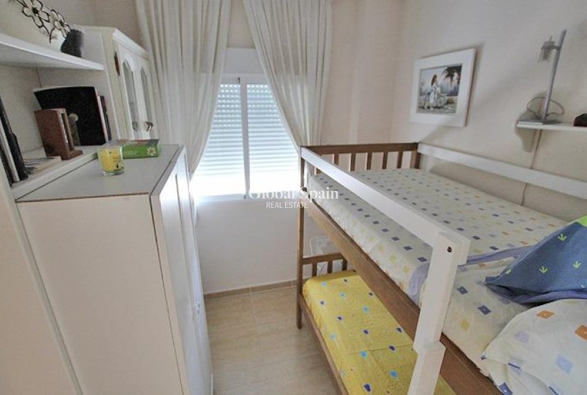 Venta - APARTAMENTO -
GUARDAMAR DEL SEGURA