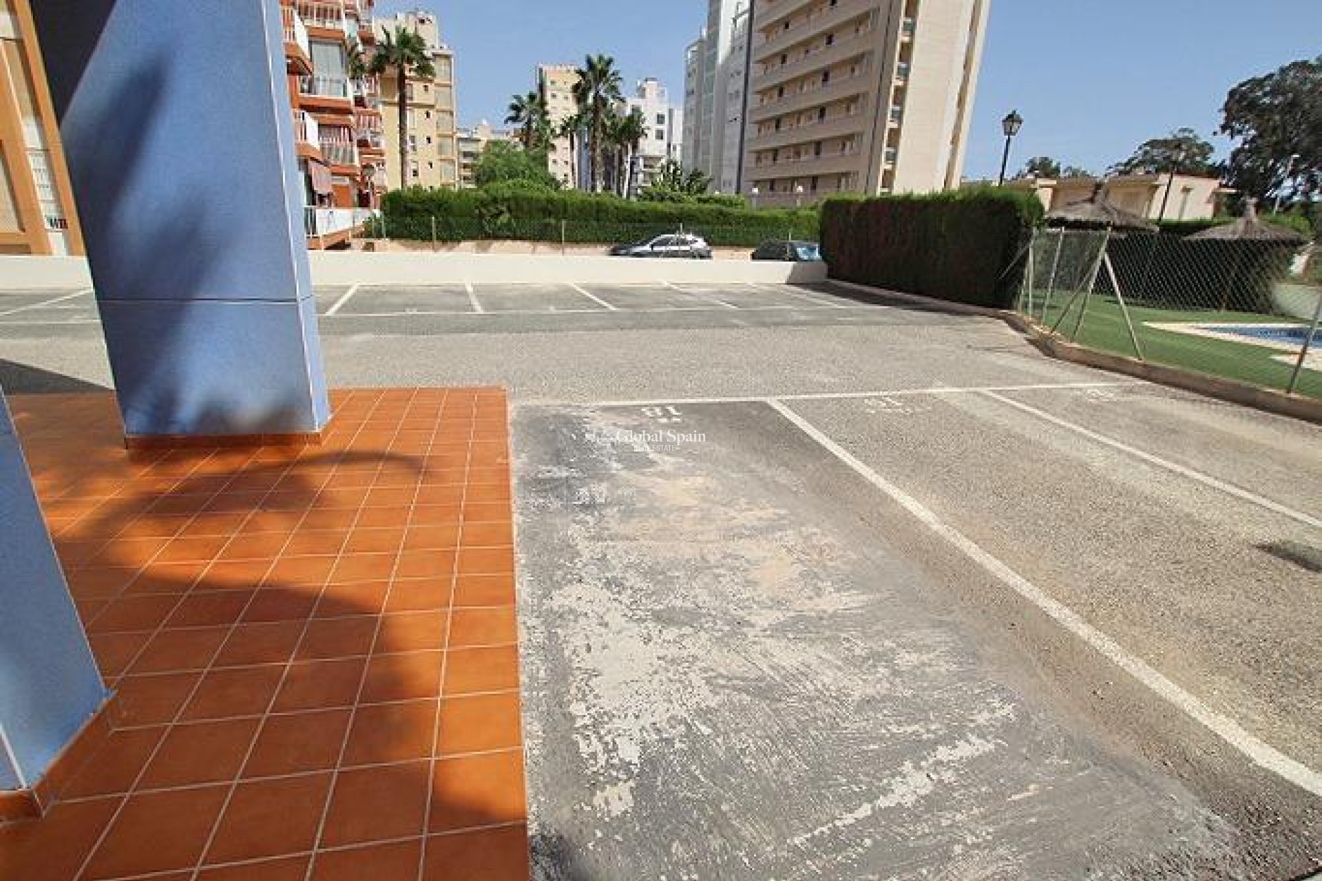 Venta - APARTAMENTO -
GUARDAMAR DEL SEGURA