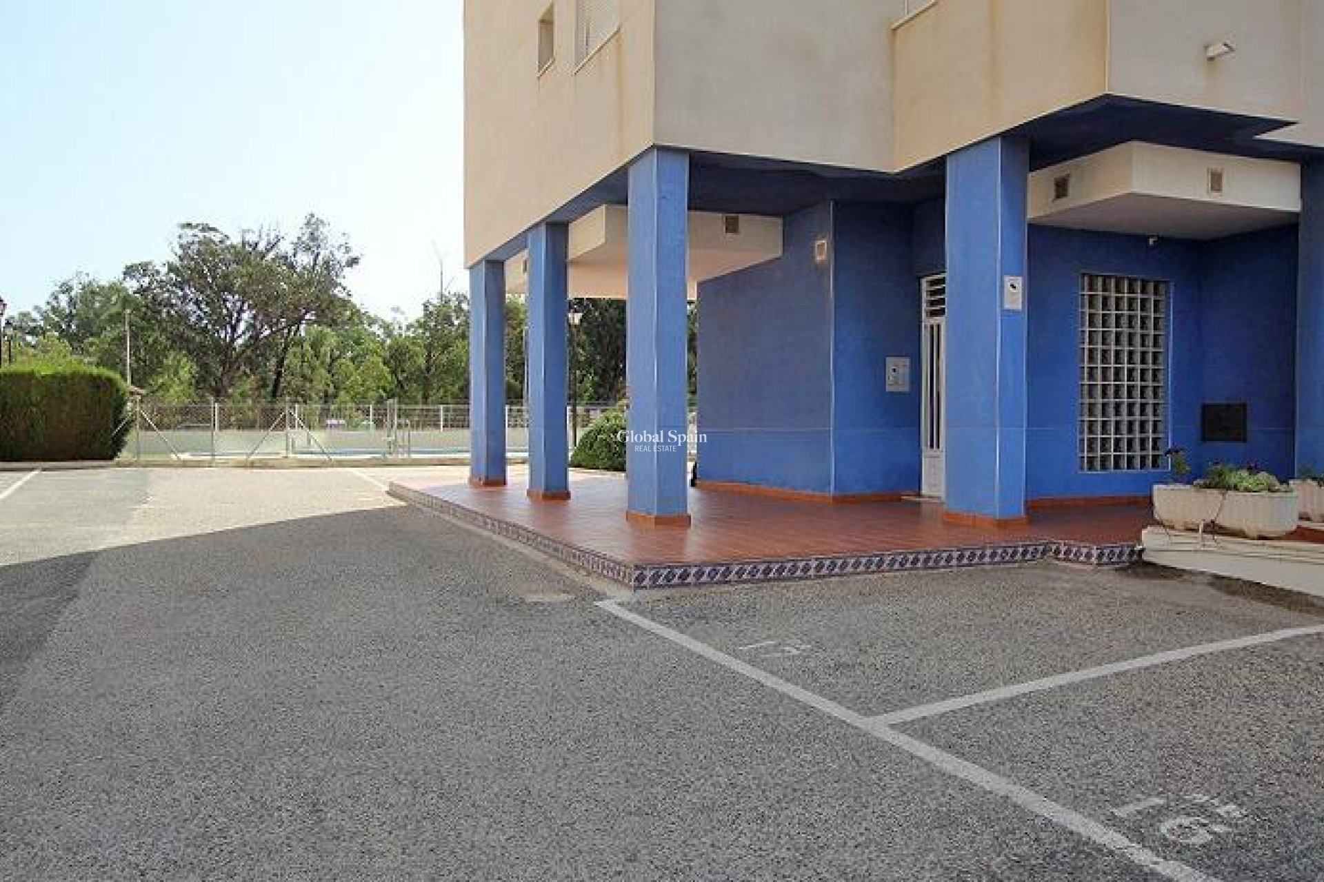 Venta - APARTAMENTO -
GUARDAMAR DEL SEGURA