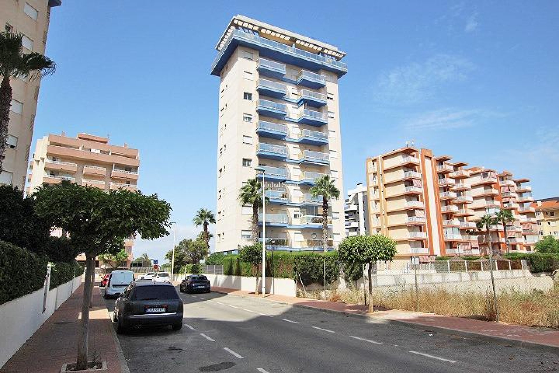 Venta - APARTAMENTO -
GUARDAMAR DEL SEGURA