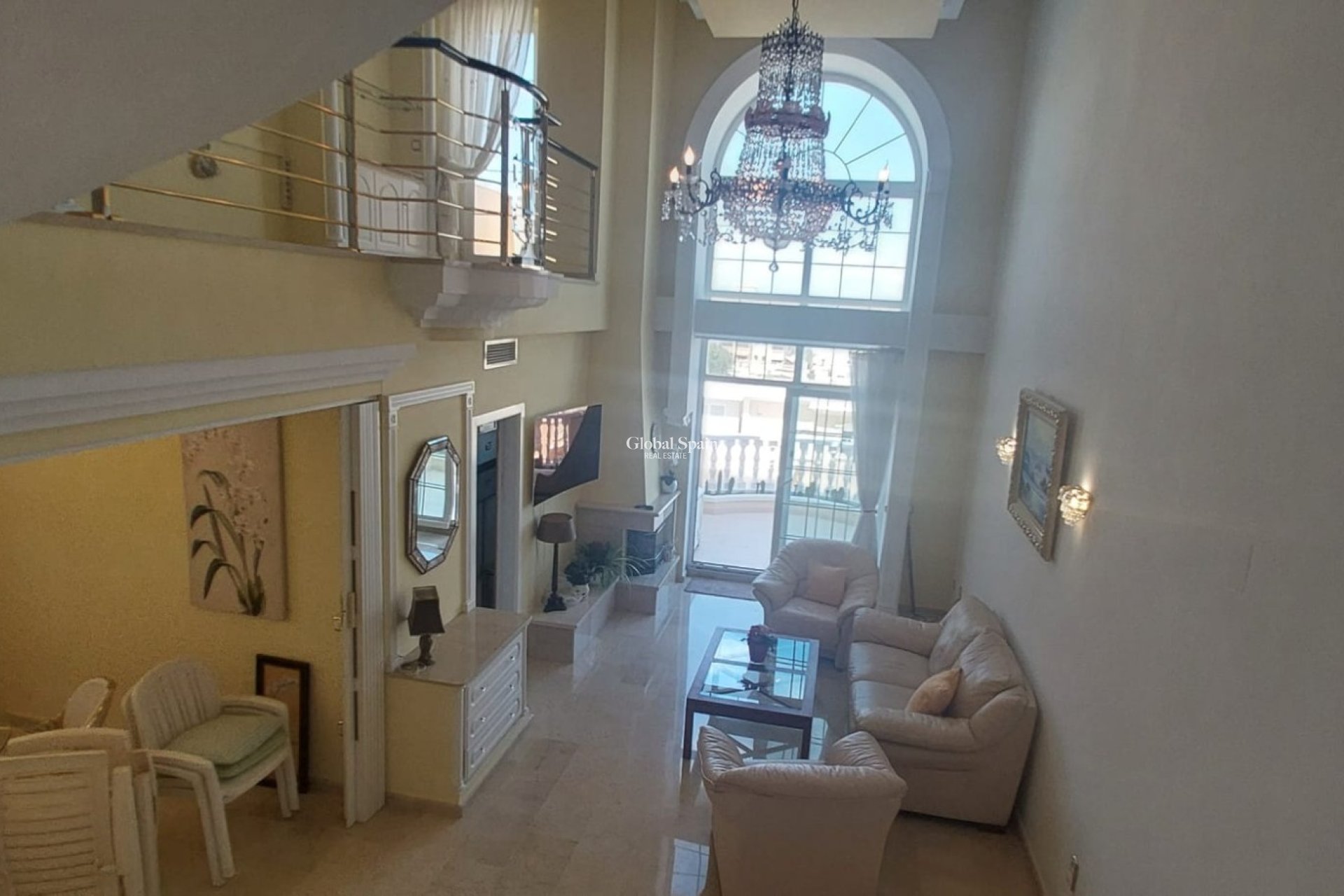 Venta - APARTAMENTO -
GUARDAMAR DEL SEGURA