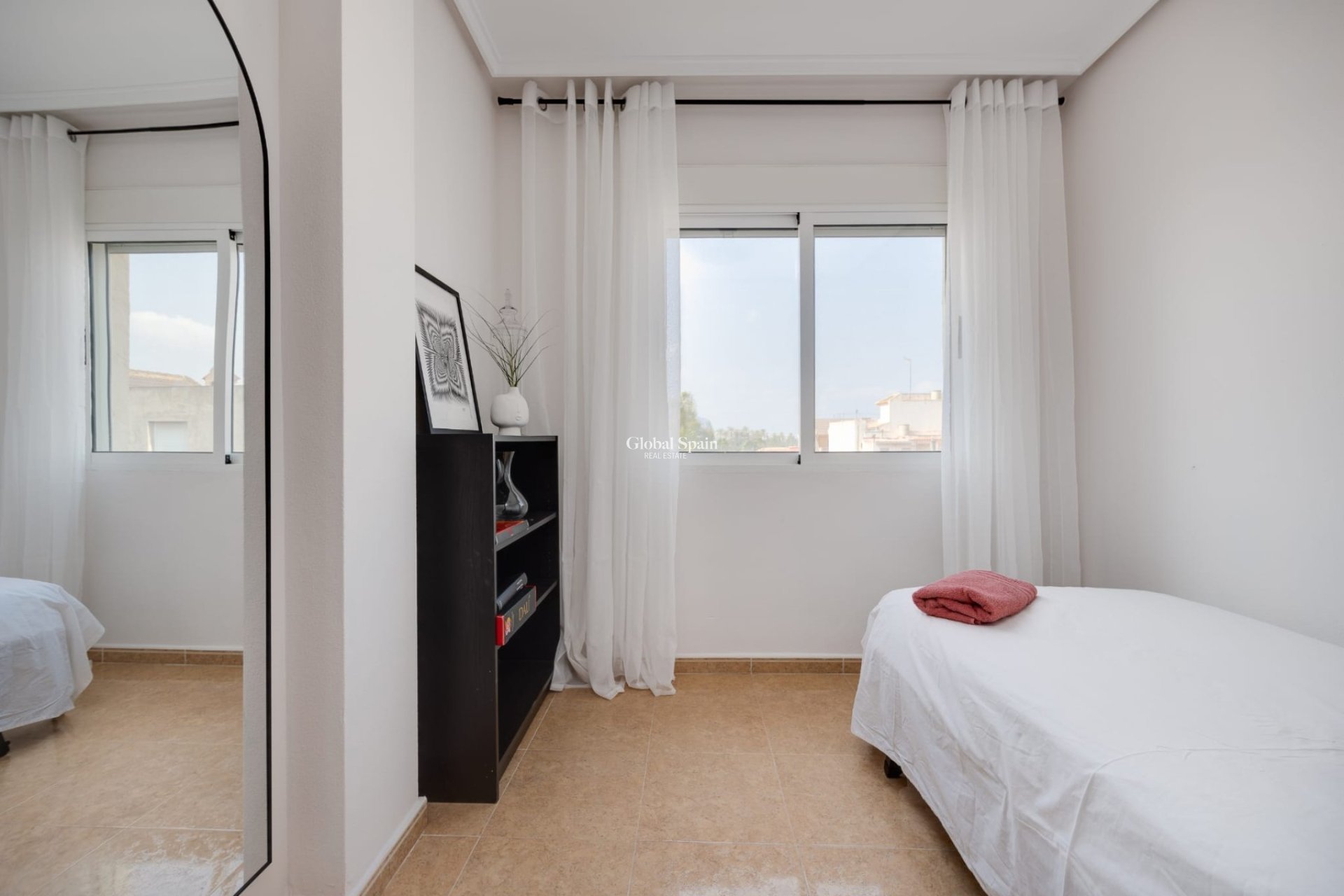 Venta - APARTAMENTO -
JACARILLA - Inland