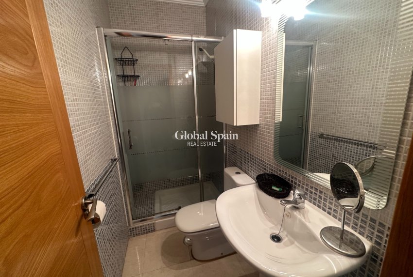 Venta - Apartamento -
Jacarilla