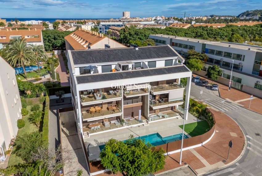 Venta - APARTAMENTO -
JÁVEA - El Arenal