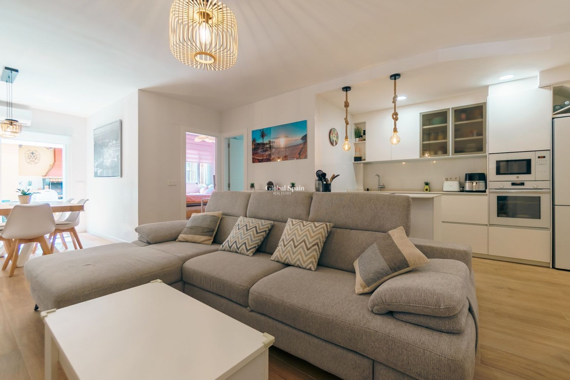 Venta - APARTAMENTO -
L'ALBIR - center