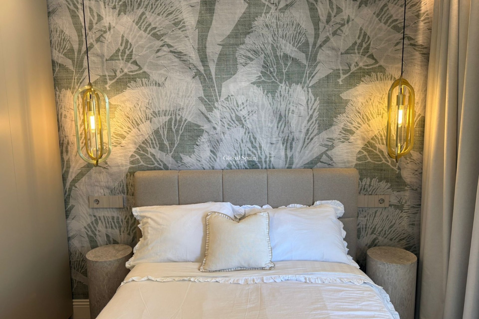 Venta - APARTAMENTO -
L'ALBIR - center