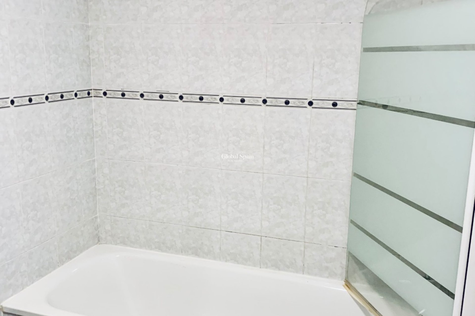 Venta - APARTAMENTO -
L'ALBIR - center