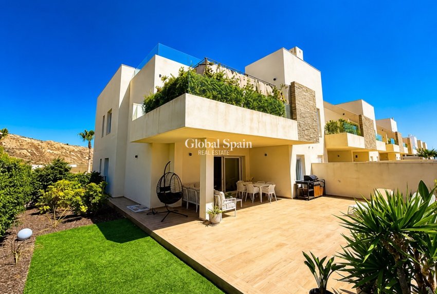 Venta - APARTAMENTO -
LA FINCA GOLF - Inland