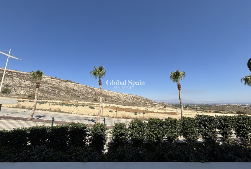 Venta - APARTAMENTO -
LA FINCA GOLF - Inland