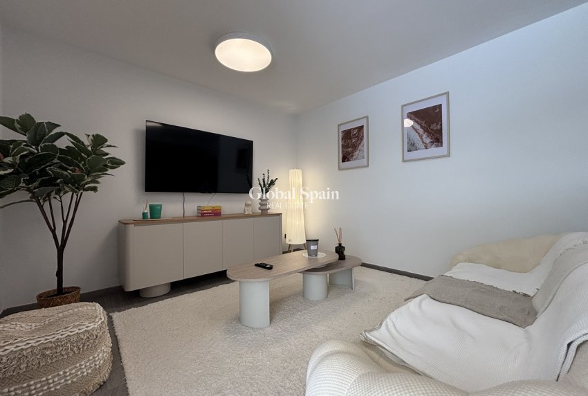 Venta - APARTAMENTO -
LA FINCA GOLF - Inland