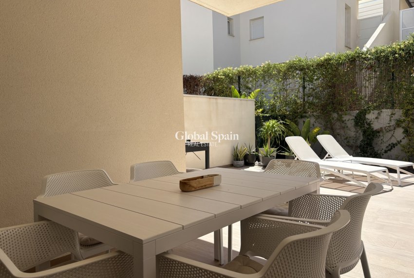 Venta - APARTAMENTO -
LA FINCA GOLF - Inland