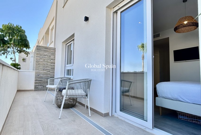 Venta - APARTAMENTO -
LA FINCA GOLF - Inland