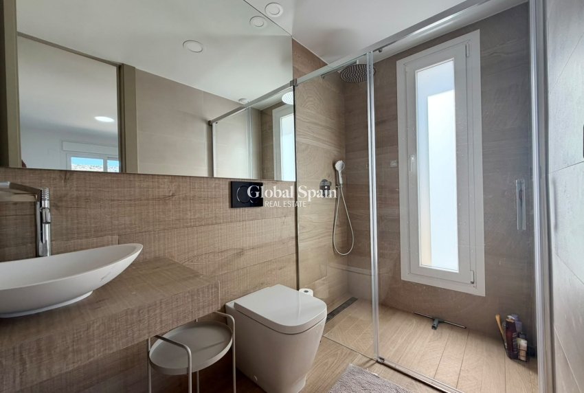 Venta - APARTAMENTO -
LA FINCA GOLF - La Finca Golf