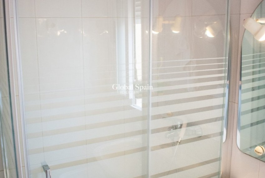 Venta - APARTAMENTO -
LA MANGA DEL MAR MENOR