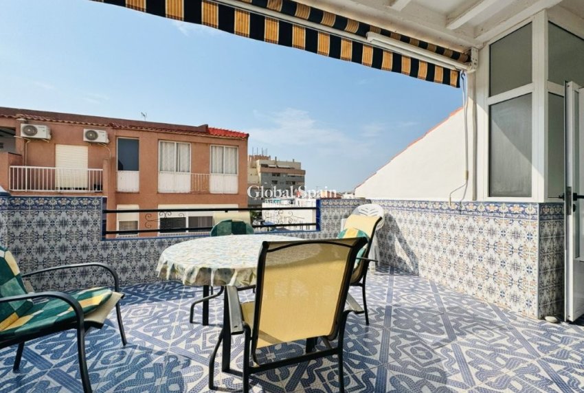 Venta - APARTAMENTO -
LA MATA - Costa Blanca