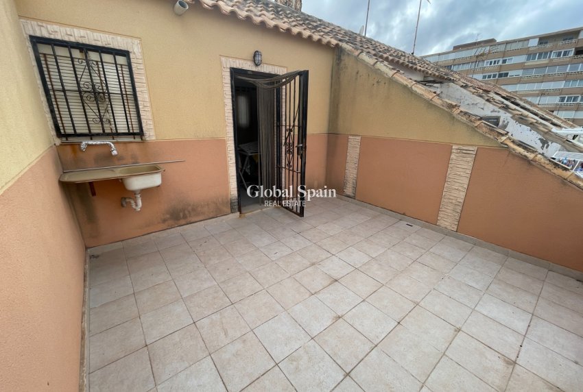 Venta - APARTAMENTO -
LA MATA - Costa Blanca