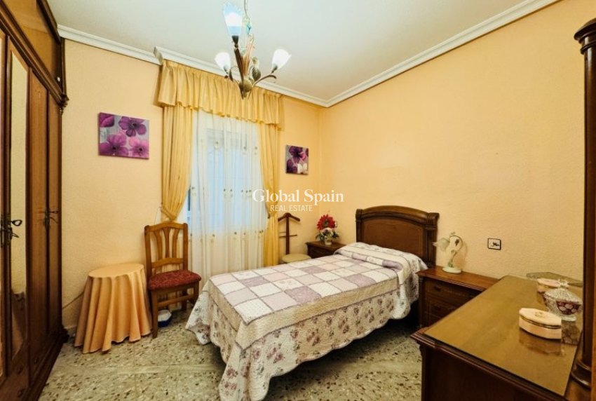 Venta - APARTAMENTO -
LA MATA - Costa Blanca