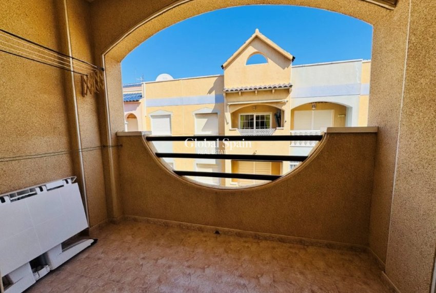 Venta - APARTAMENTO -
LA MATA - Costa Blanca