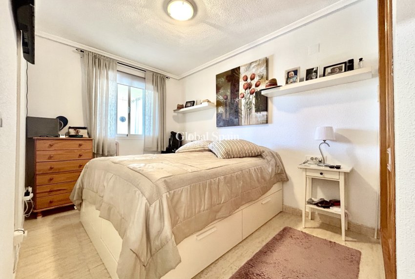 Venta - APARTAMENTO -
LA MATA - Costa Blanca