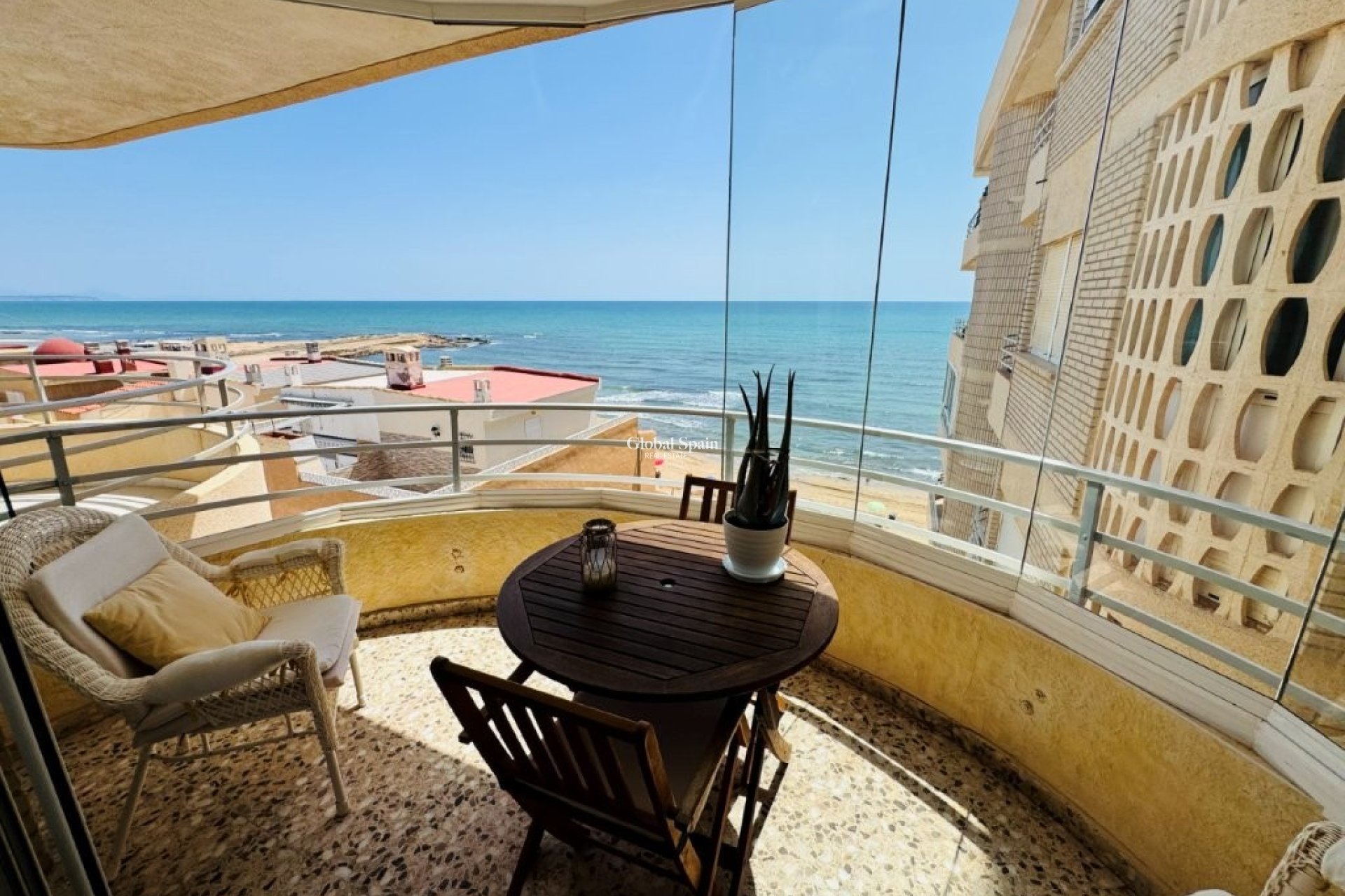 Venta - APARTAMENTO -
LA MATA - Costa Blanca