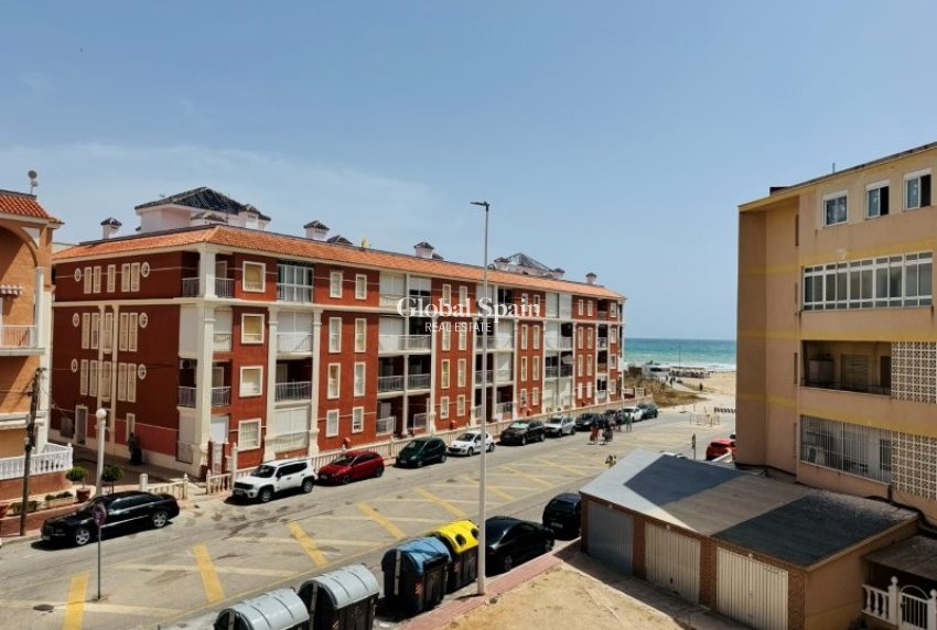 Venta - APARTAMENTO -
LA MATA - Costa Blanca