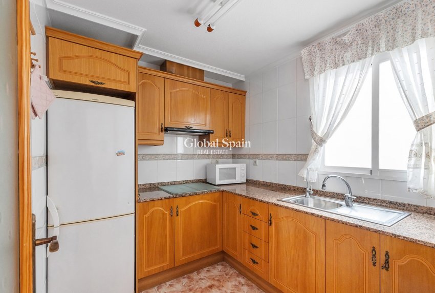 Venta - APARTAMENTO -
LA MATA - Costa Blanca