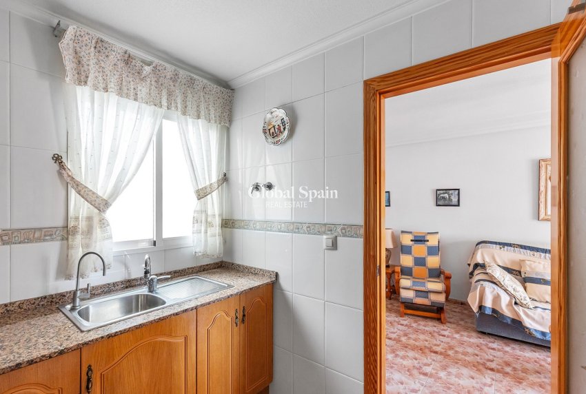 Venta - APARTAMENTO -
LA MATA - Costa Blanca