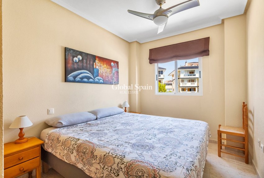 Venta - APARTAMENTO -
LA MATA - Costa Blanca
